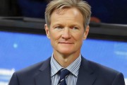 NBA交易风波：锡伯杜续约，独行侠强化阵容计划曝光